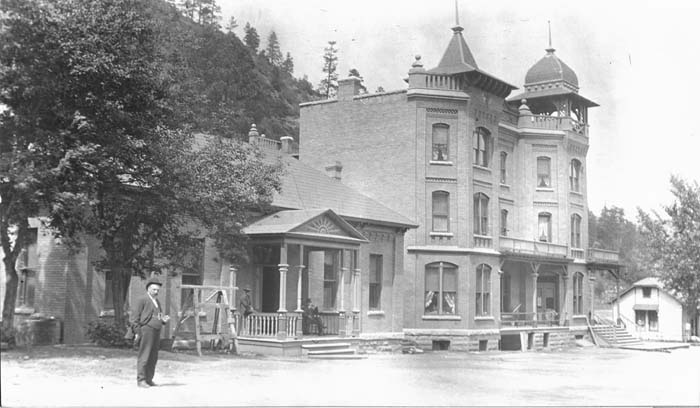 Hermosa House at Trimble