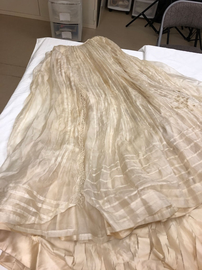 skirt